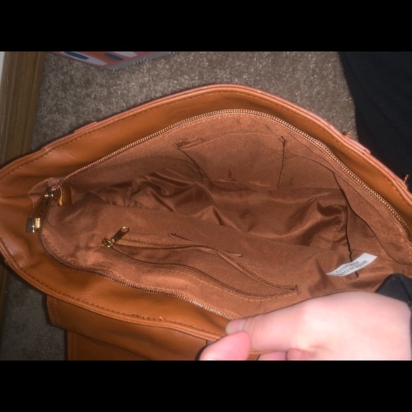 Purse - Picture 2 of 5